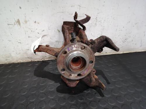 2005 VOLKSWAGEN GOLF MK5 1K 1.9 DIESEL BKC DRIVERS RIGHT FRONT HUB 1K0407256P